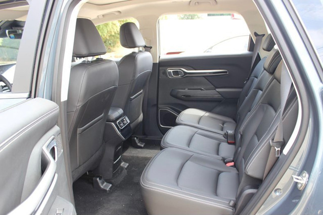 10万吉利豪越7座suv,大空间高可靠吉利豪越值不值得买