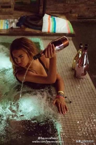 网友爆料王思聪夜店一晚消费30万,王思聪夜店花费4亿人民币