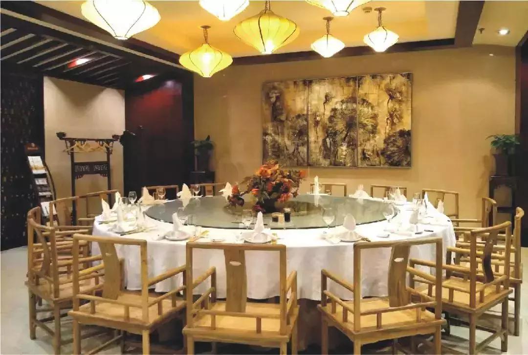 郑州适合20人聚餐的饭店 (郑州适合10-20人聚餐的地方)