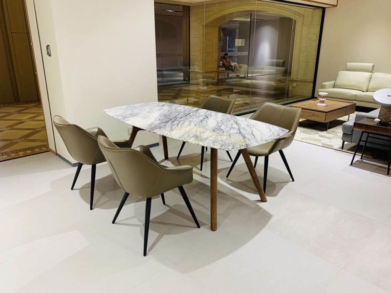 为了坐得舒适如何挑选一个好沙发,温馨的家关键在于选合适的沙发