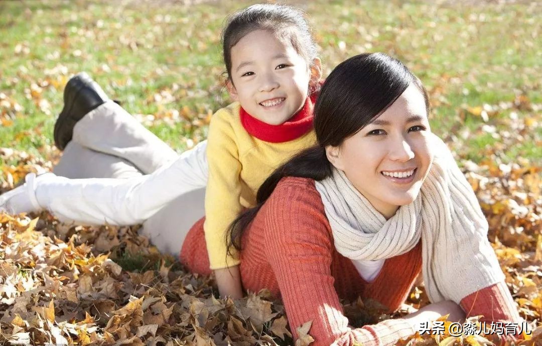 孩子不开心父母该怎么引导,父母如何引导孩子走出情绪困境