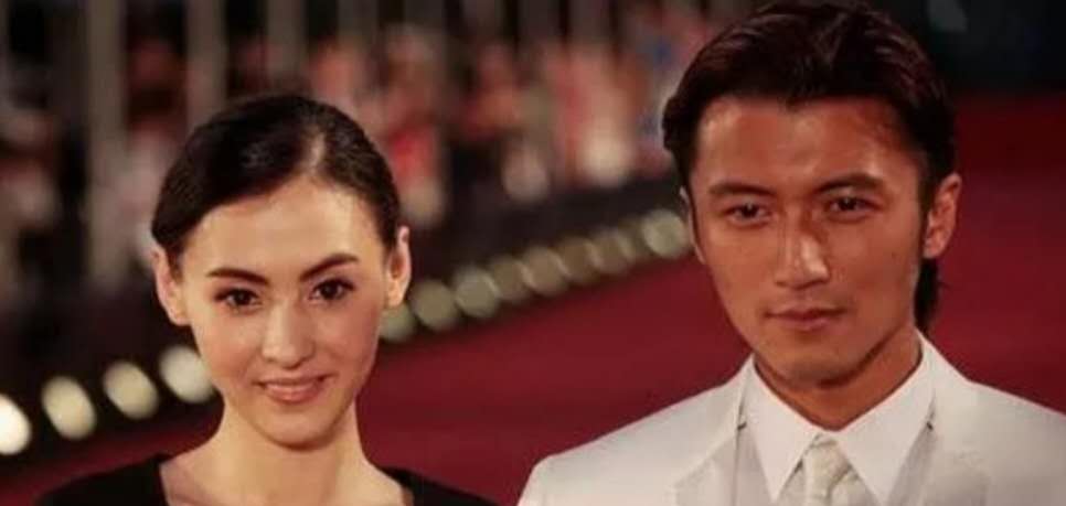 陈冠希谢霆锋对比照片,陈冠希与谢霆锋近照对比