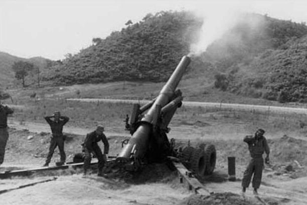 朝鲜战争朝鲜装甲车,朝鲜战争的美国军用车