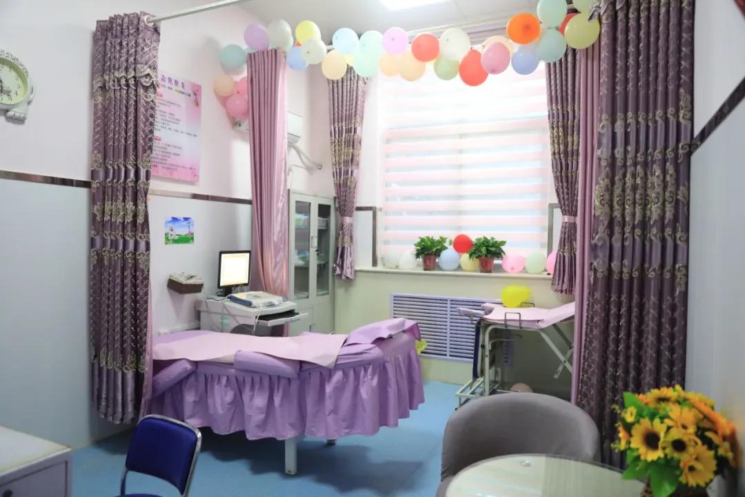 抗疫情三八女神节,关爱女性健康三八节武汉