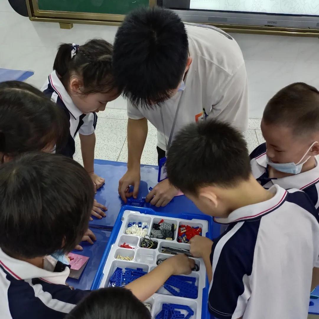 5+2课后服务直播,课后服务校外培训进入校园