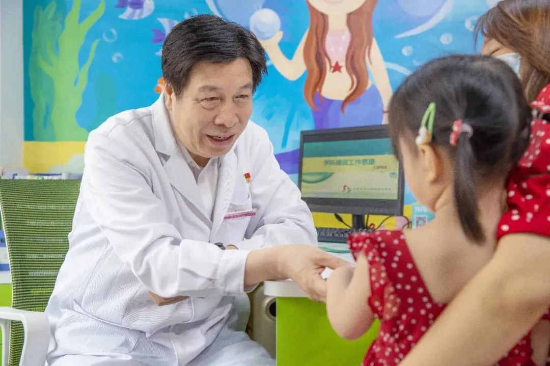 喜讯!大兴区妇幼保健院修青永同志荣获“北京市最美妇幼人”称号