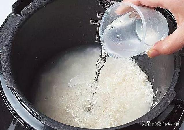 蒸米饭怎么不会糊,蒸米饭怎么不出现锅巴