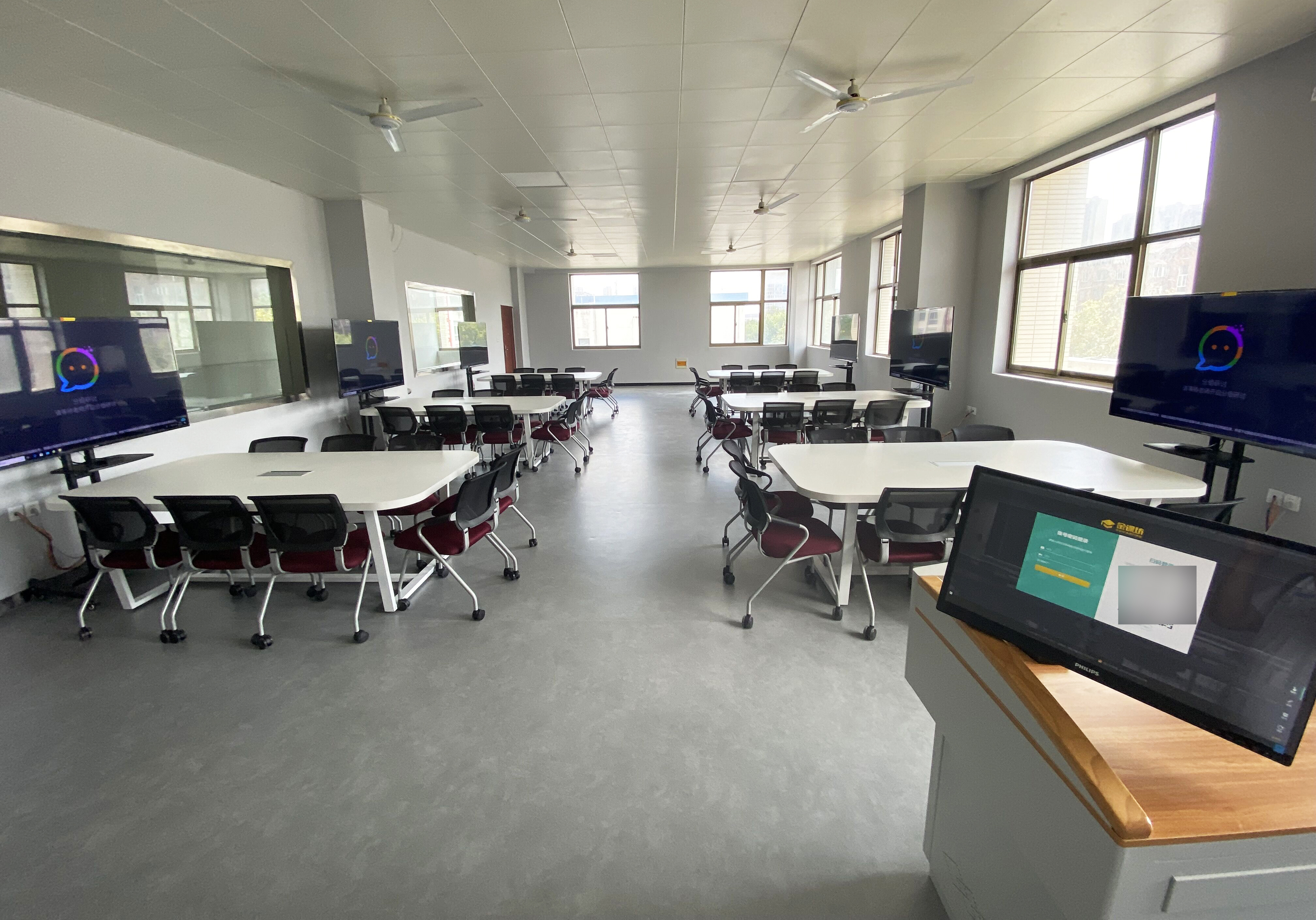 南通科技职业学院教学设施,南通科技职业学院直播实训基地