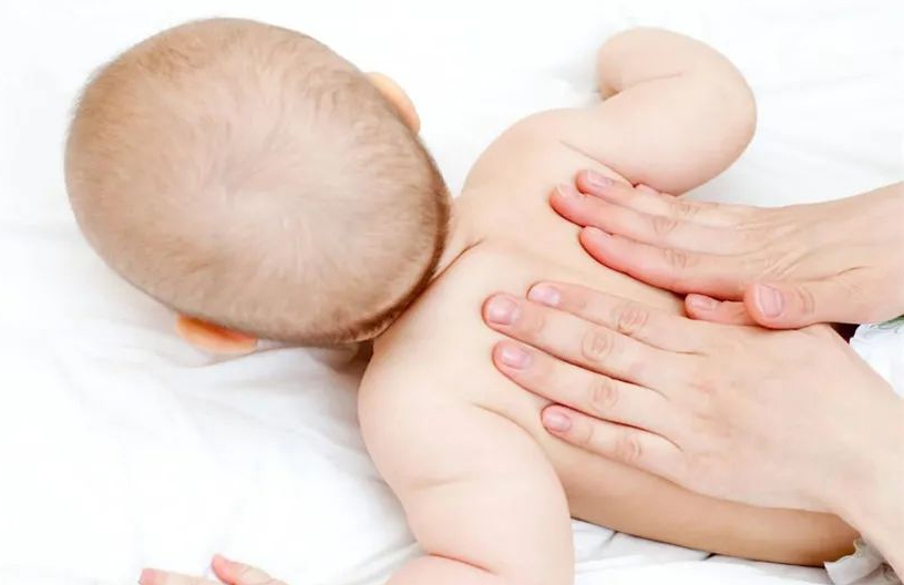 小孩体质差挑食咋办,小孩偏瘦脾胃不好挑食怎么锻炼