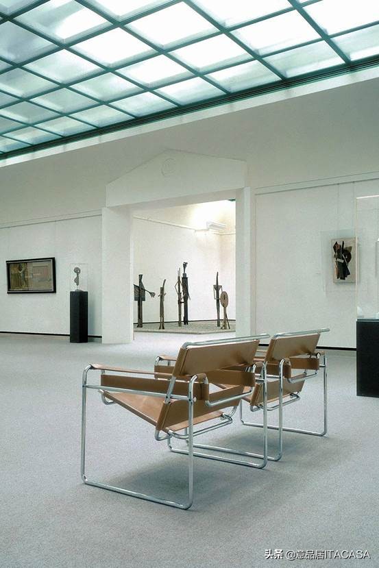 从Cassina到Vitra|这十把椅子里,藏着永不过时的时代风尚