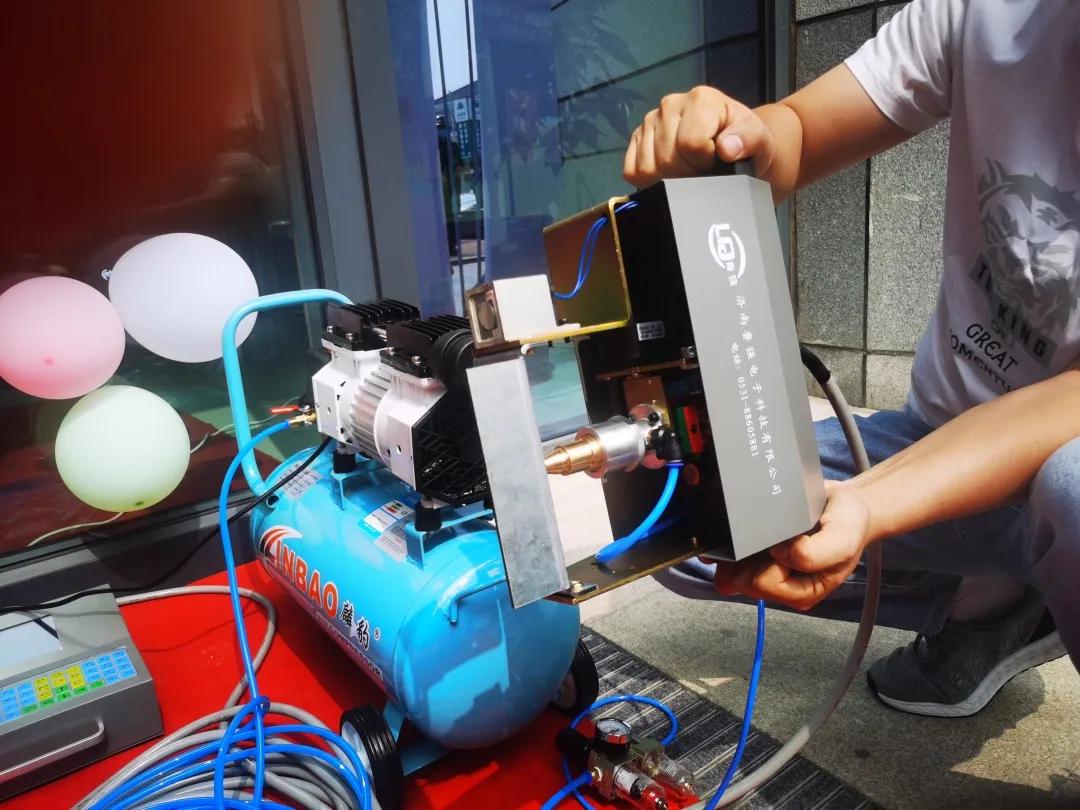 电动车没有车架号可以过户吗,电动车车架号看不清怎么挂牌