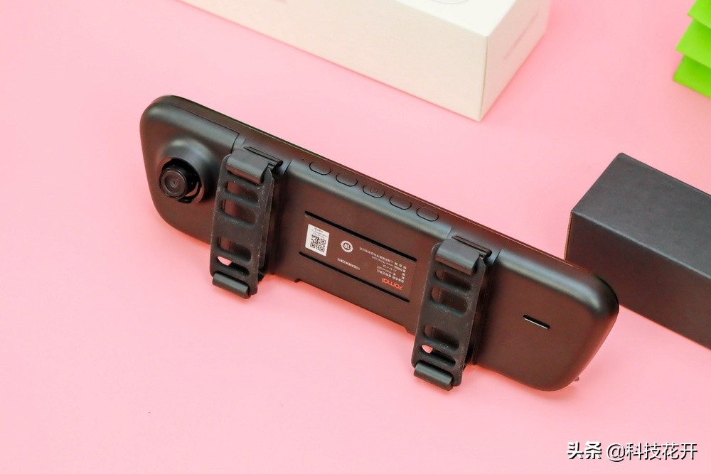 70迈流媒体记录仪10寸,70迈流媒体记录仪测评