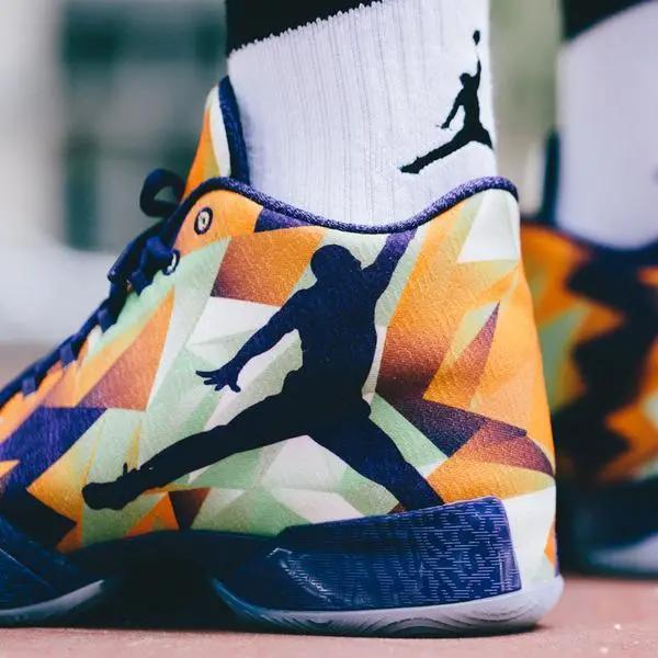 aj6兔八哥和aj7兔八哥哪个好,aj7兔八哥鞋