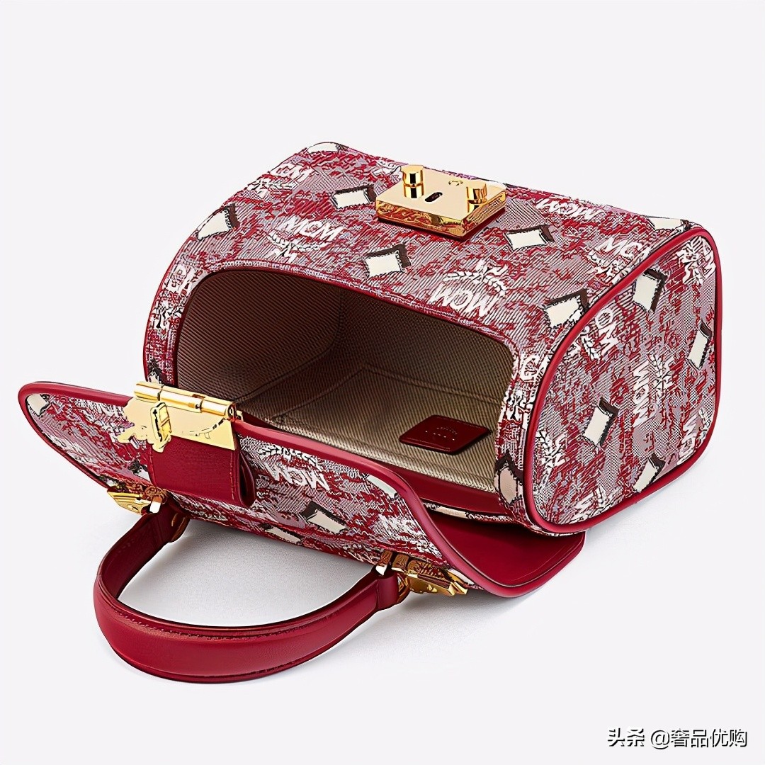 mcm提花织物怎么搭配,mcm风琴包哪个颜色最好看
