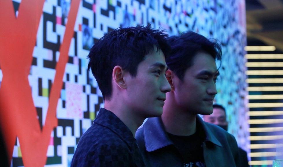 眼神清澈楚楚动人,眼神清澈国风美少年