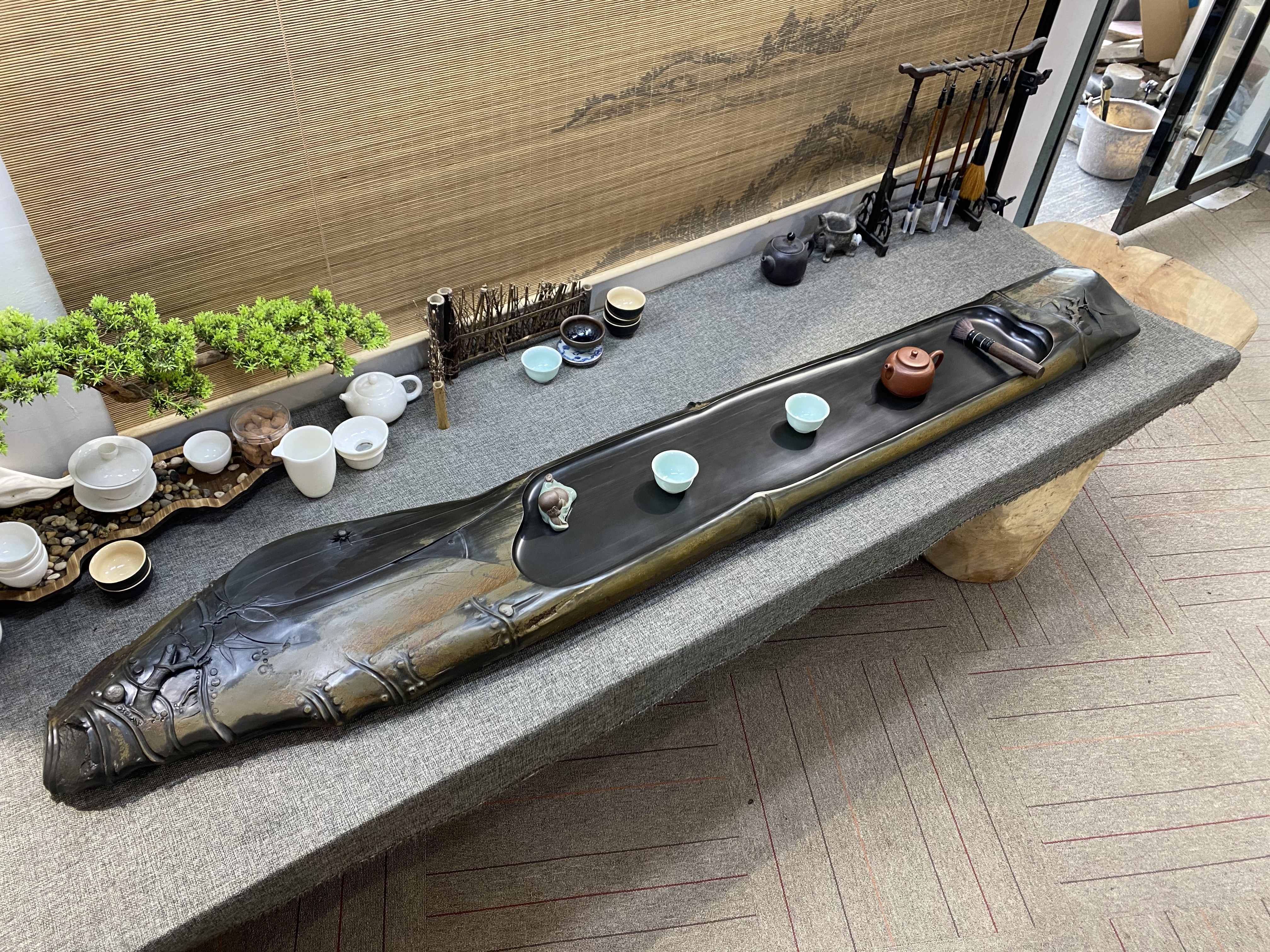 把石头雕刻成工艺品,小桥流水石茶盘雕刻全过程