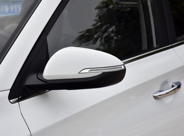 现代逸行是旅行车吗,现代逸行试驾值得买吗