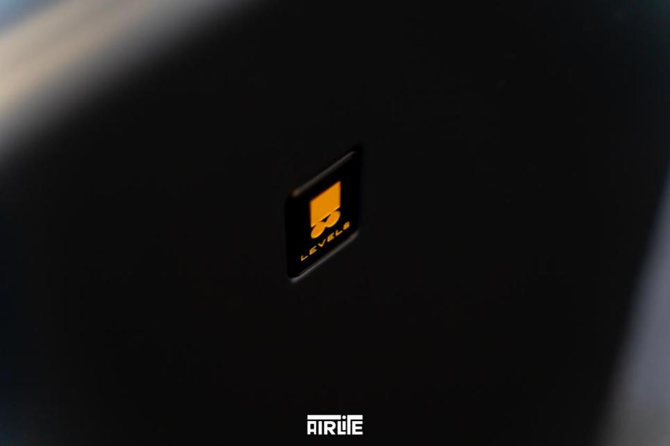 出行必备超轻耐用行李箱,好看实用才推荐出行必备行李箱