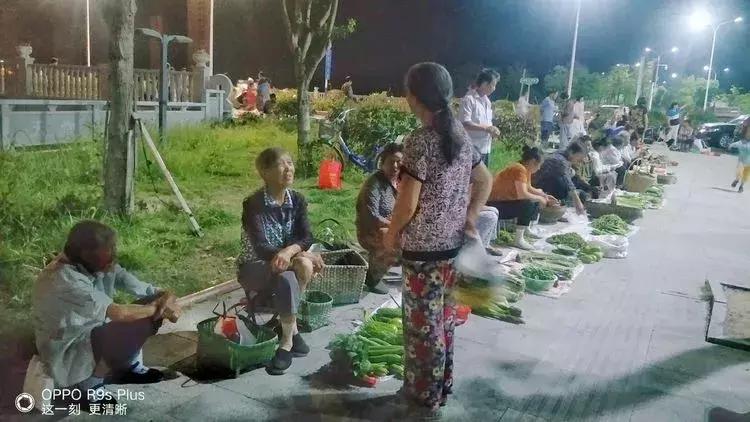 感动自己和感动别人哪个更难,感动别人就要感动自己