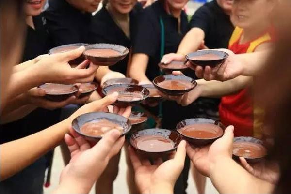 中国酒文化喝酒话术,古人喝酒学问大竟然讲究这么多