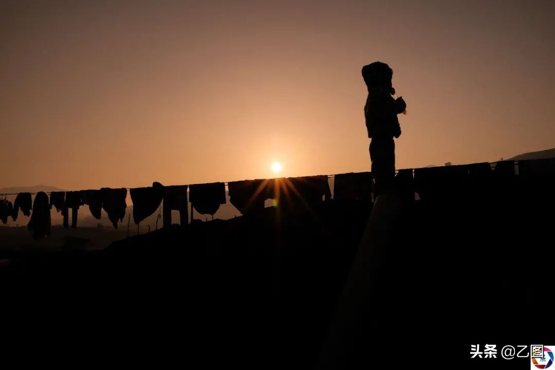 回流嫌疑人自述在缅北被ak47抵头,被ak-47击中