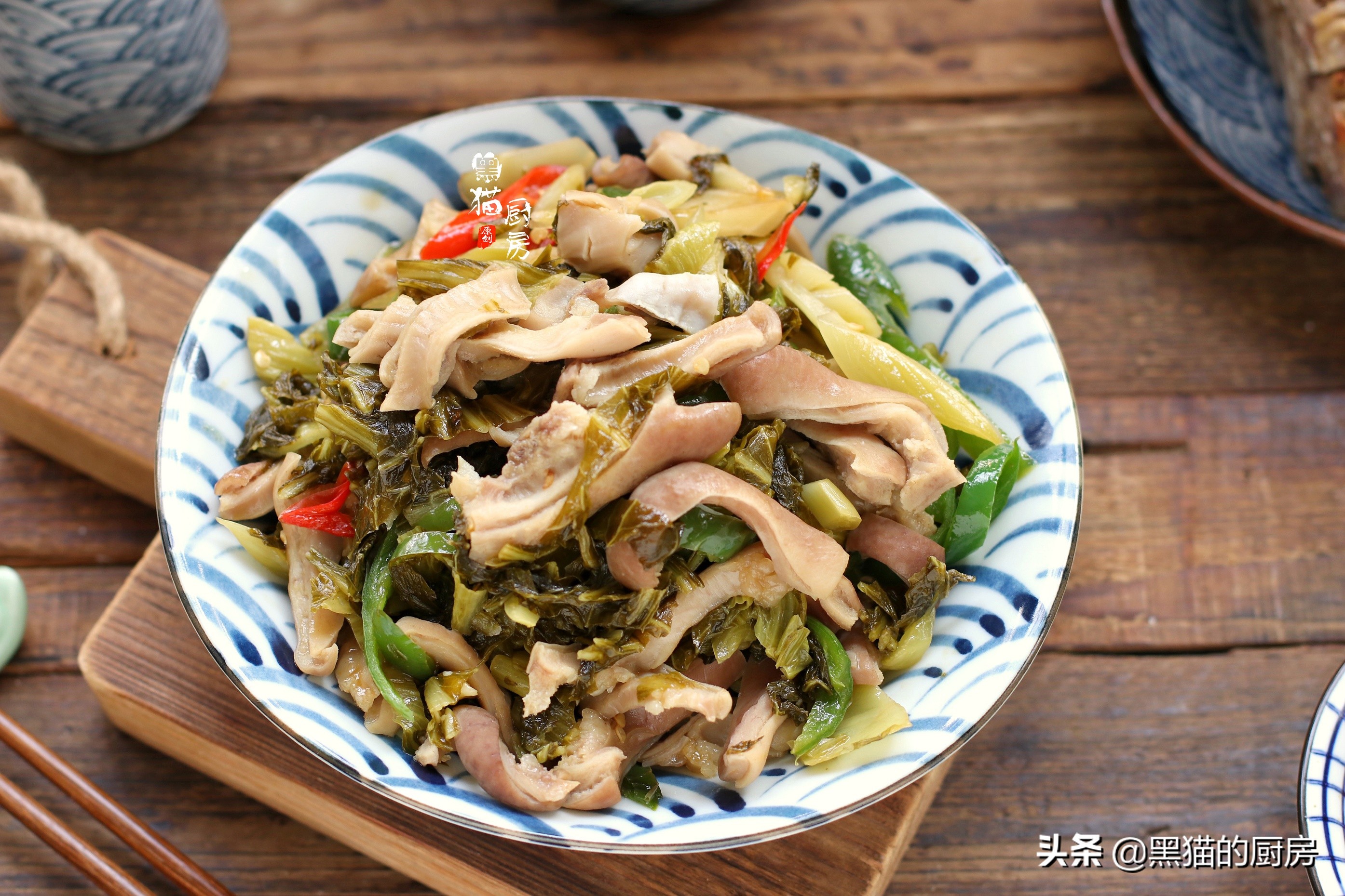 炒猪肚粘锅,焯水猪肚怎么样炒才不会硬