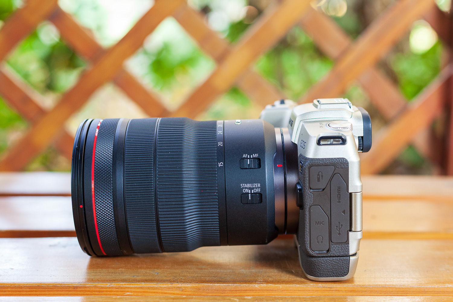 佳能无反相机全画幅,佳能rf14-35与15-35横向对比测评