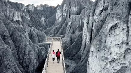 川西不止稻城亚丁：欢迎来到异世界的神秘入口