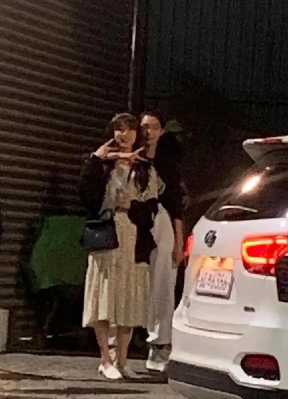 这个被嘲矮的超模火了！一脸硬伤，为啥还被Dior、Prada抢着宠？