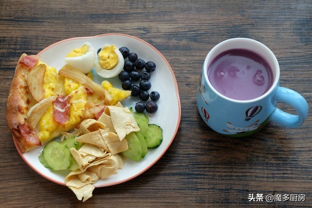 早餐别吃包子油条了教你懒人做法,教你3分钟搞定早餐油条