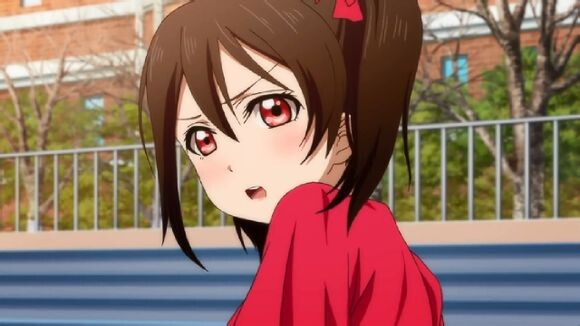 妹子太可爱,全校妹子追一个男生动漫