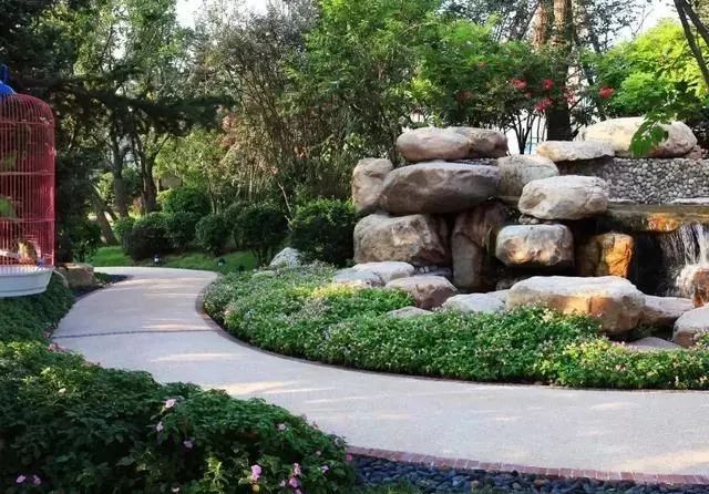 别墅庭院景观石设计,别墅庭院景观设计要点及绿化