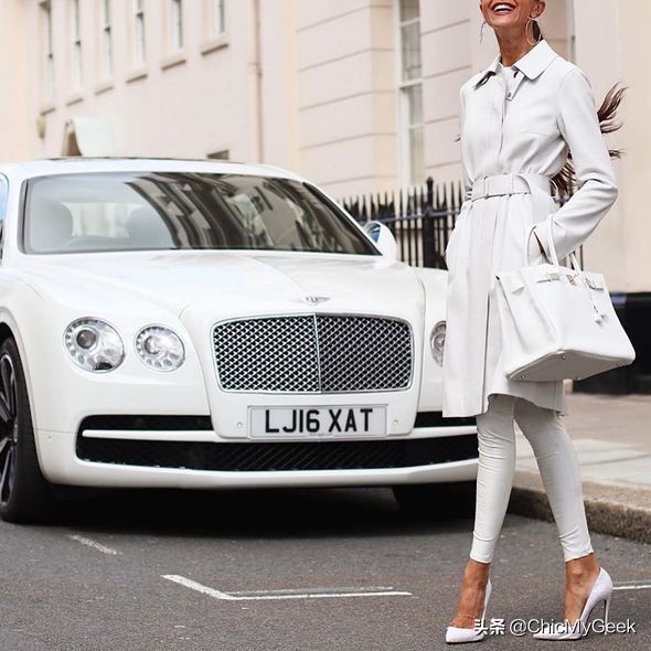 爱马仕黑色铂金包birkin25s多少钱,爱马仕廉价的奢侈品