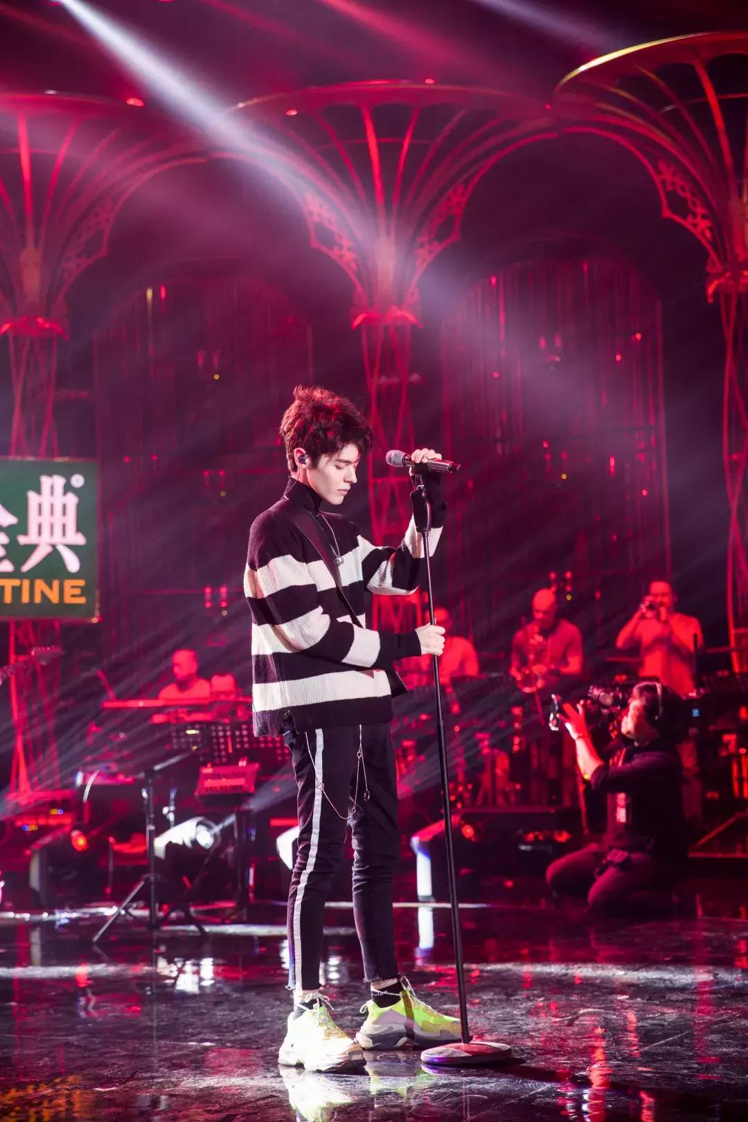 吴青峰踢馆完整版,吴青峰破音现场