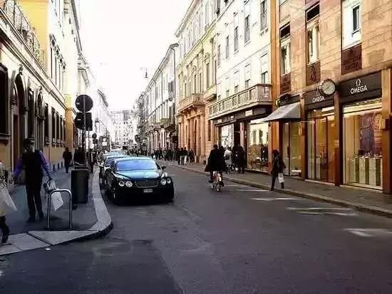 全球最贵的十大商铺总价 (全球最贵商业街)