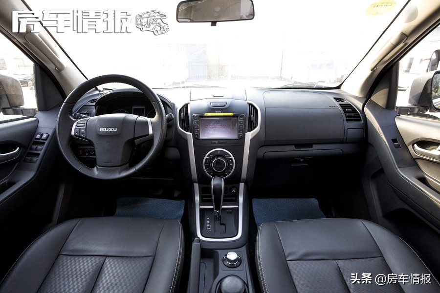 单排四驱自动挡皮卡c型房车测评,d-max单排升顶皮卡房车