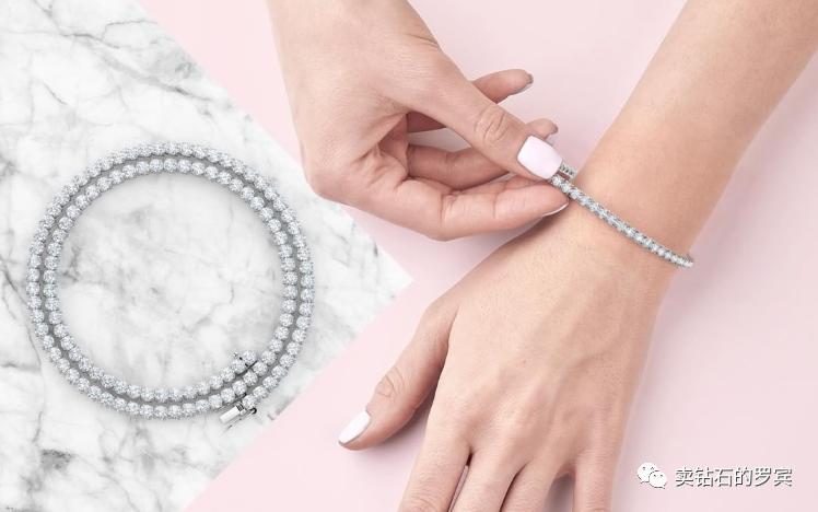 珠宝销售技巧1762:怎样夸顾客,让他对你印象加分?