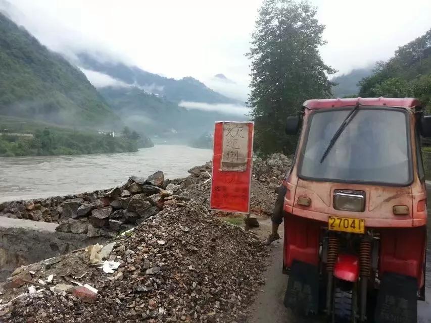 贡山到福贡几个小时,福贡到贡山有班车吗