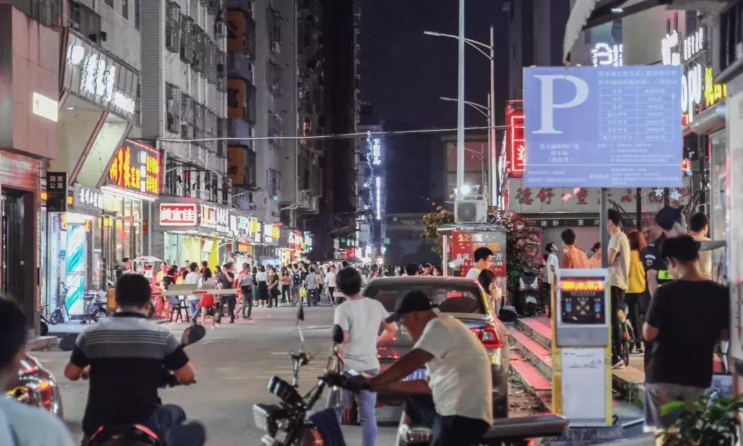 鍥烘垗杩欓噷鍝噷鏈夊ソ鐜╃殑,鍥烘垗鐮佸ご杩欓噷娴蜂笂鏄粈涔堟ˉ