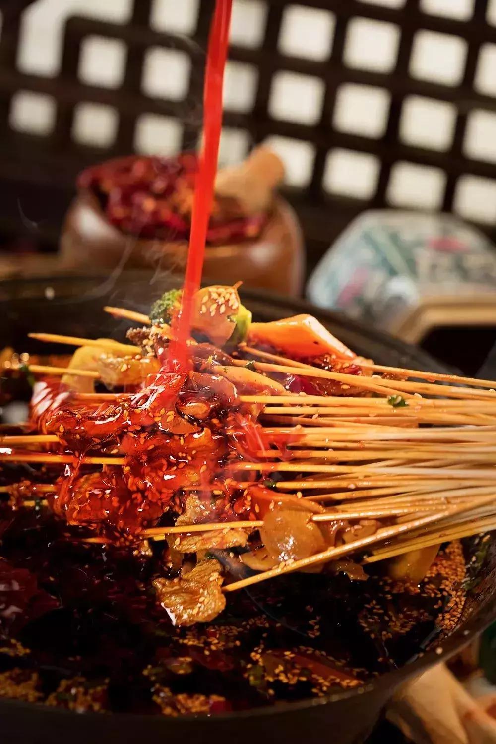 成都这家不得了的冷锅串串,将“环游世界”!