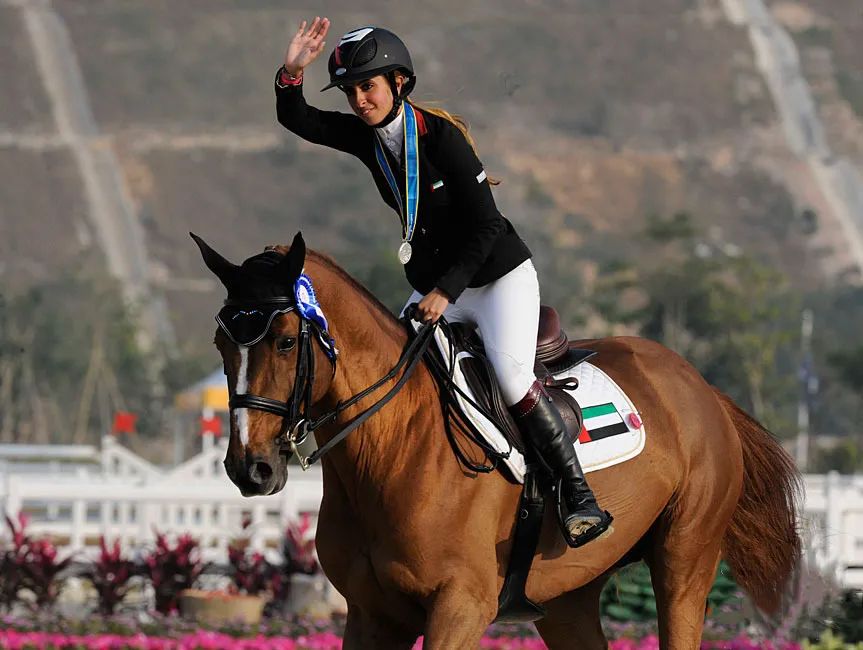 许幻山详细解析,许幻山丢高尔夫球