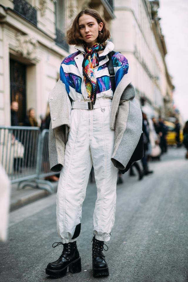 衣柜里总要有一条工装裤,衣柜里只有一条裤子