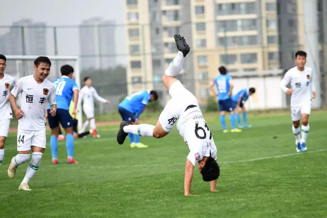恒丰预备队王昊,献礼母亲节为爱添动力