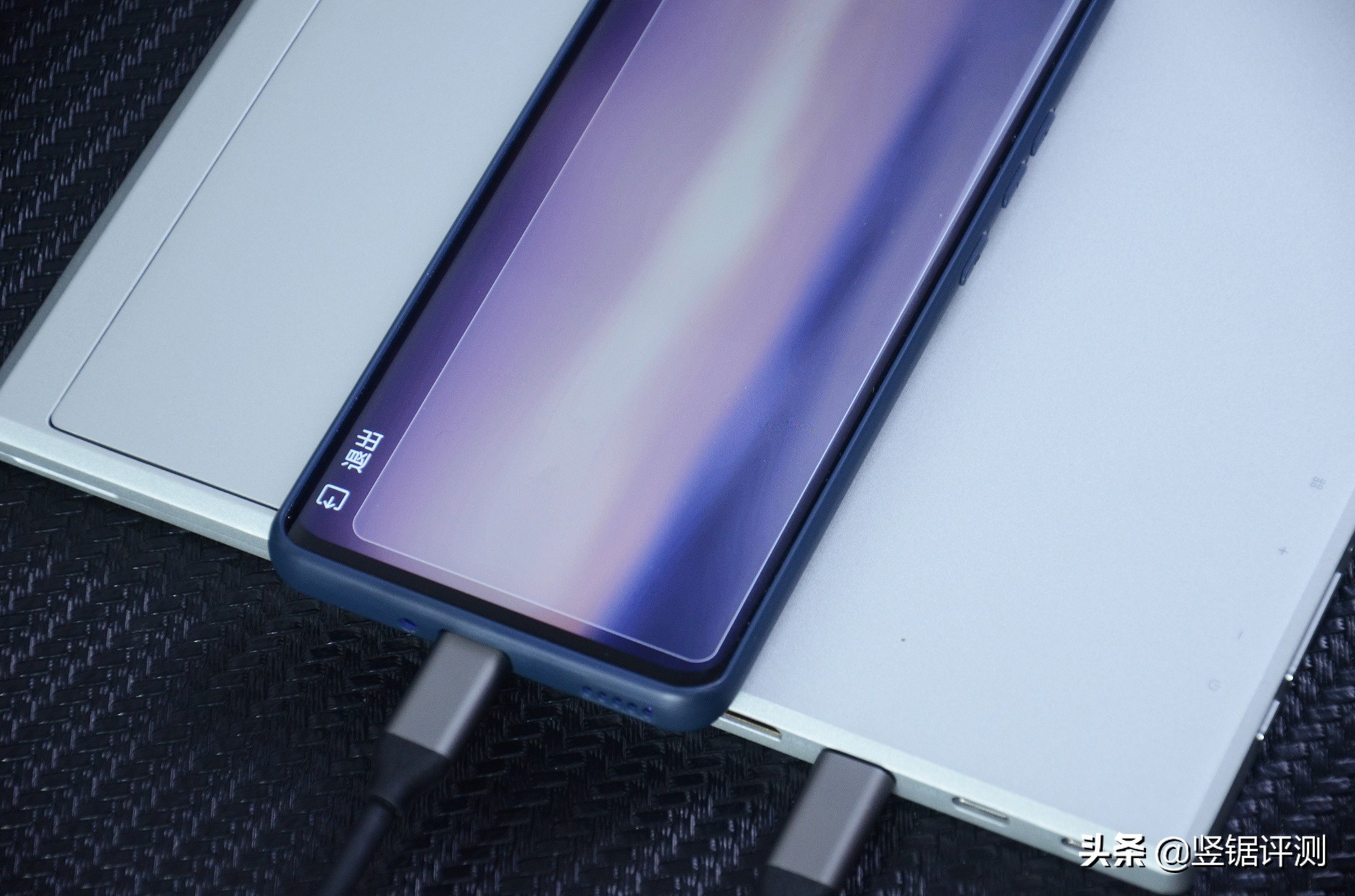 13.3寸1080p和2k,13.3英寸的屏幕搭载2k屏清晰吗