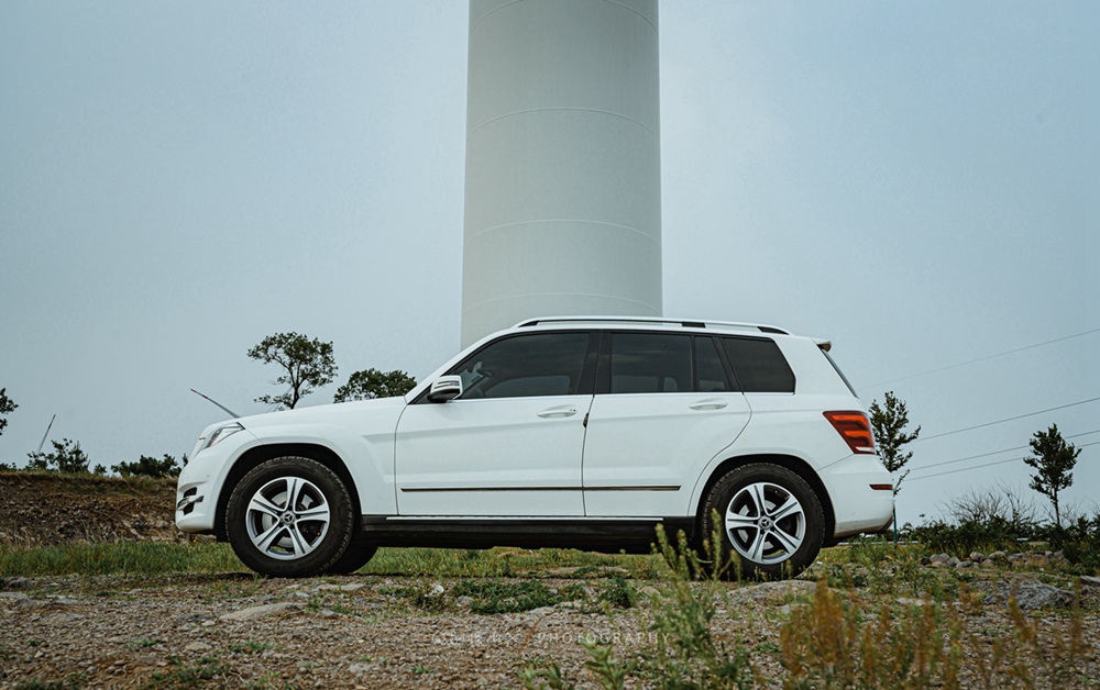 奔驰glk3003.0自然吸气雪地测试,glk300露营