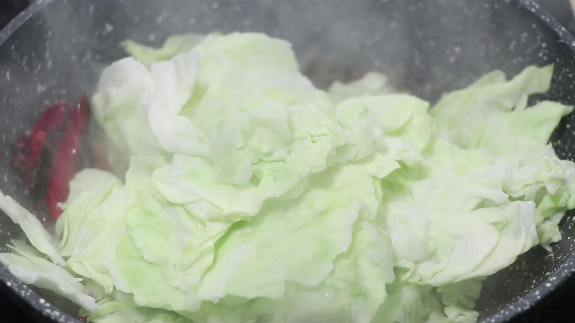 大头菜做法简单又好吃下饭,贵州黔西麻辣脆大头菜的做法视频