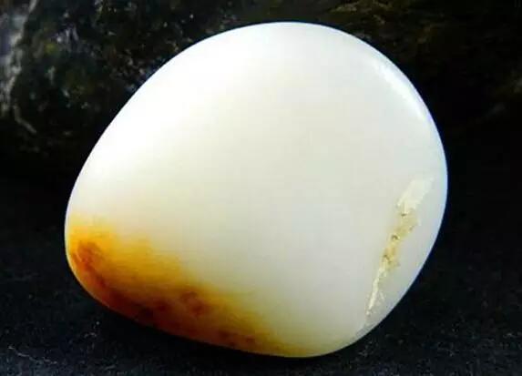 终于捡到了值钱的石头,捡到这些石头不要扔真的很值钱