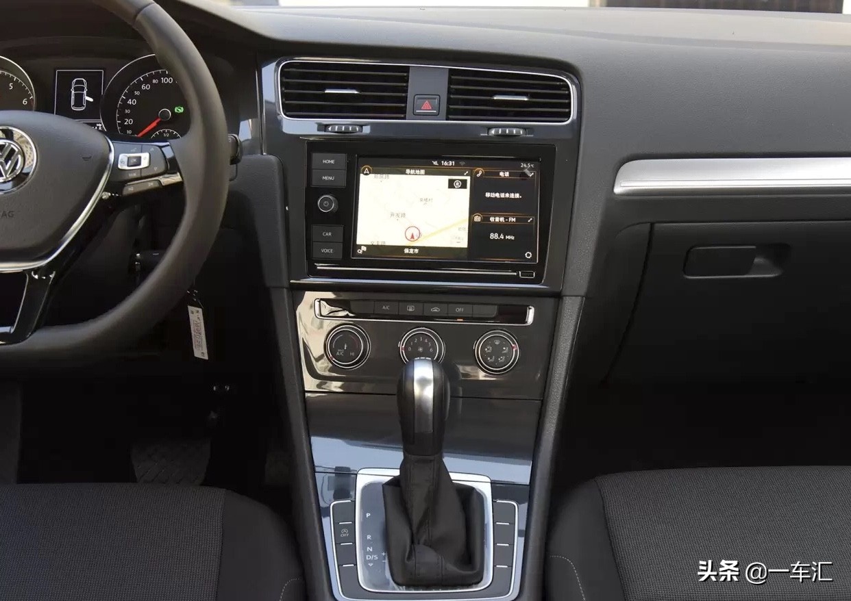 大众高尔夫200tsi2023款内饰,高尔夫2021款200tsi双离合