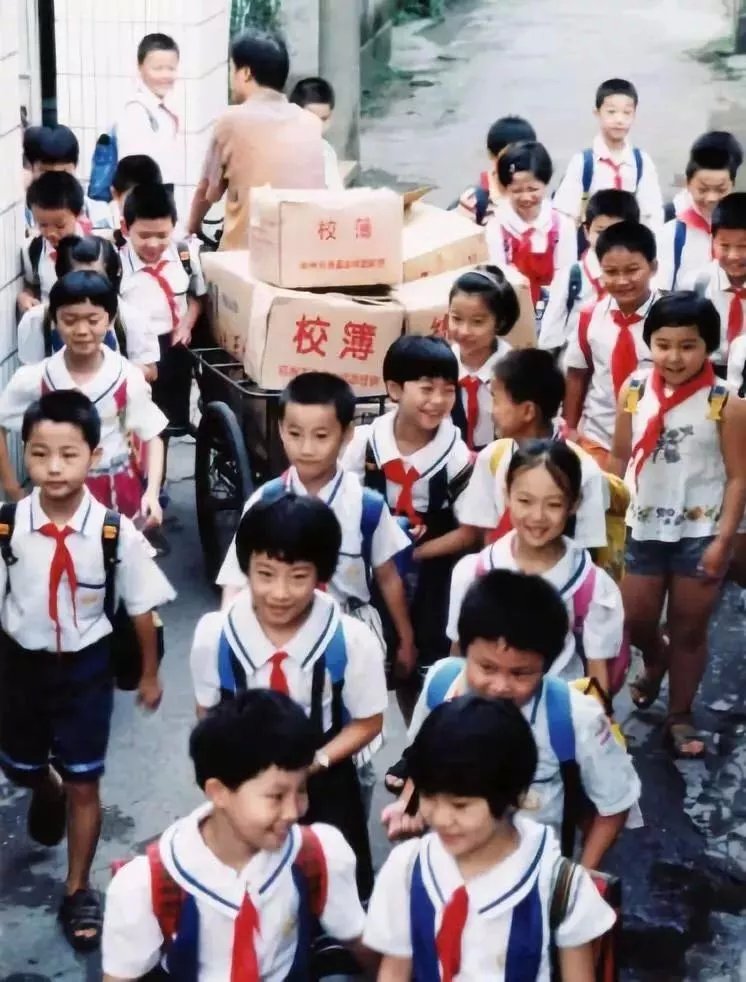 娃哈哈宗馥莉怎么评价王力宏 (娃哈哈集团宗馥莉和王力宏)