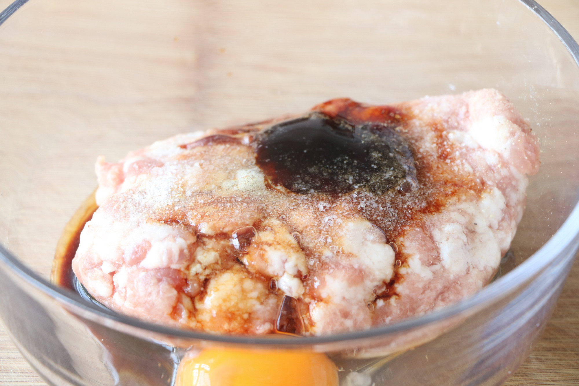 早餐小笼包做好每天吃,早餐简单又好吃的100种做小笼包法